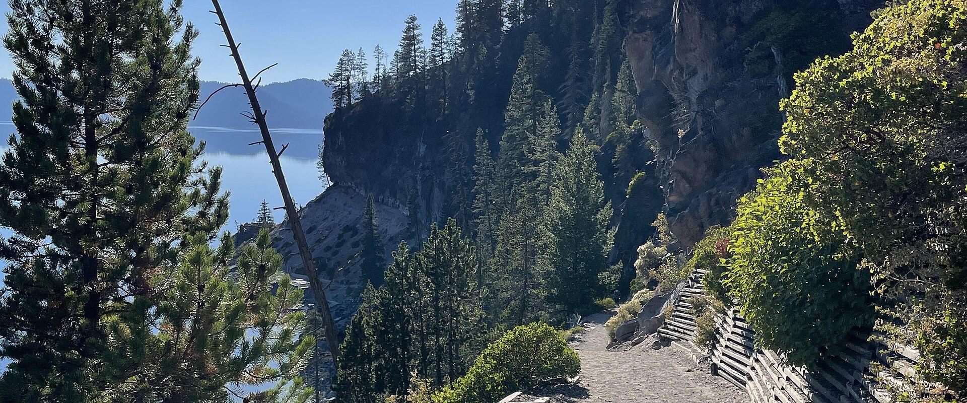 Cleetwood Cove Trail