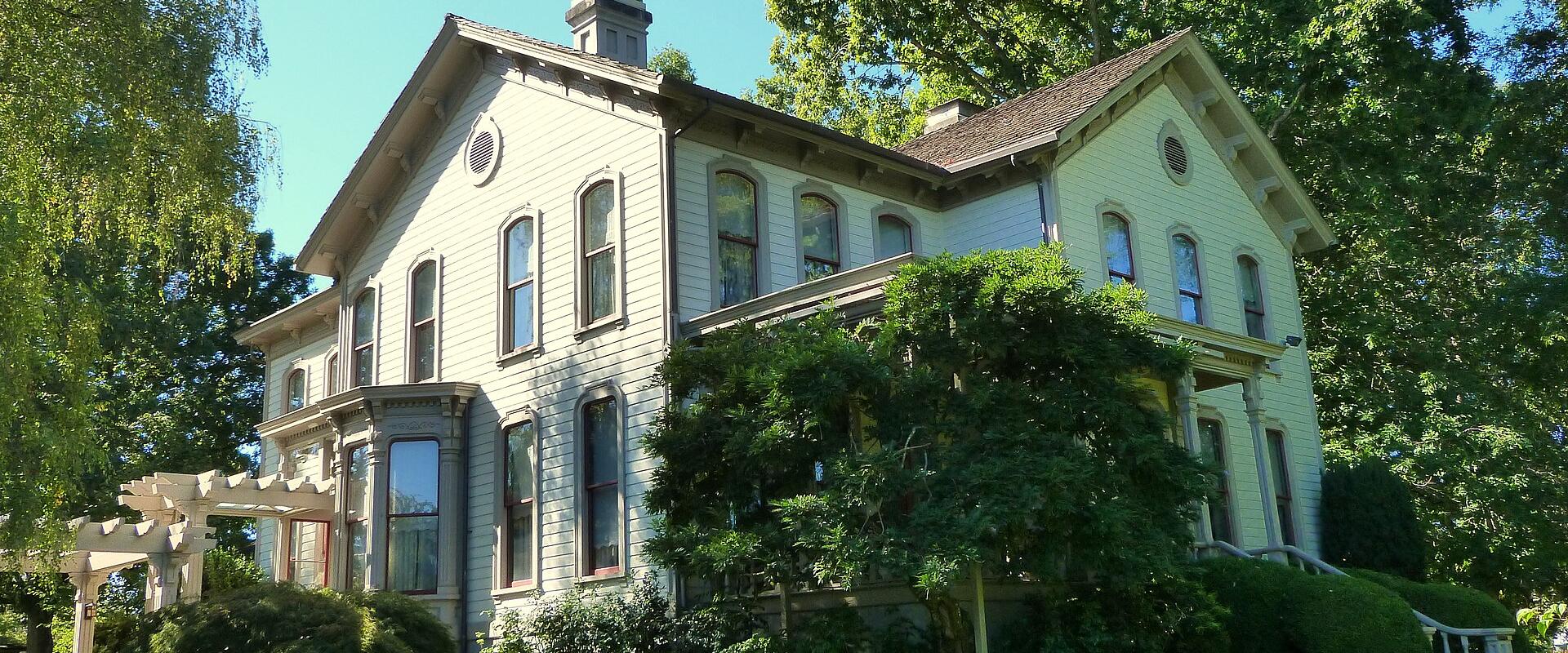 Bush House Museum and Bush's Pasture Park