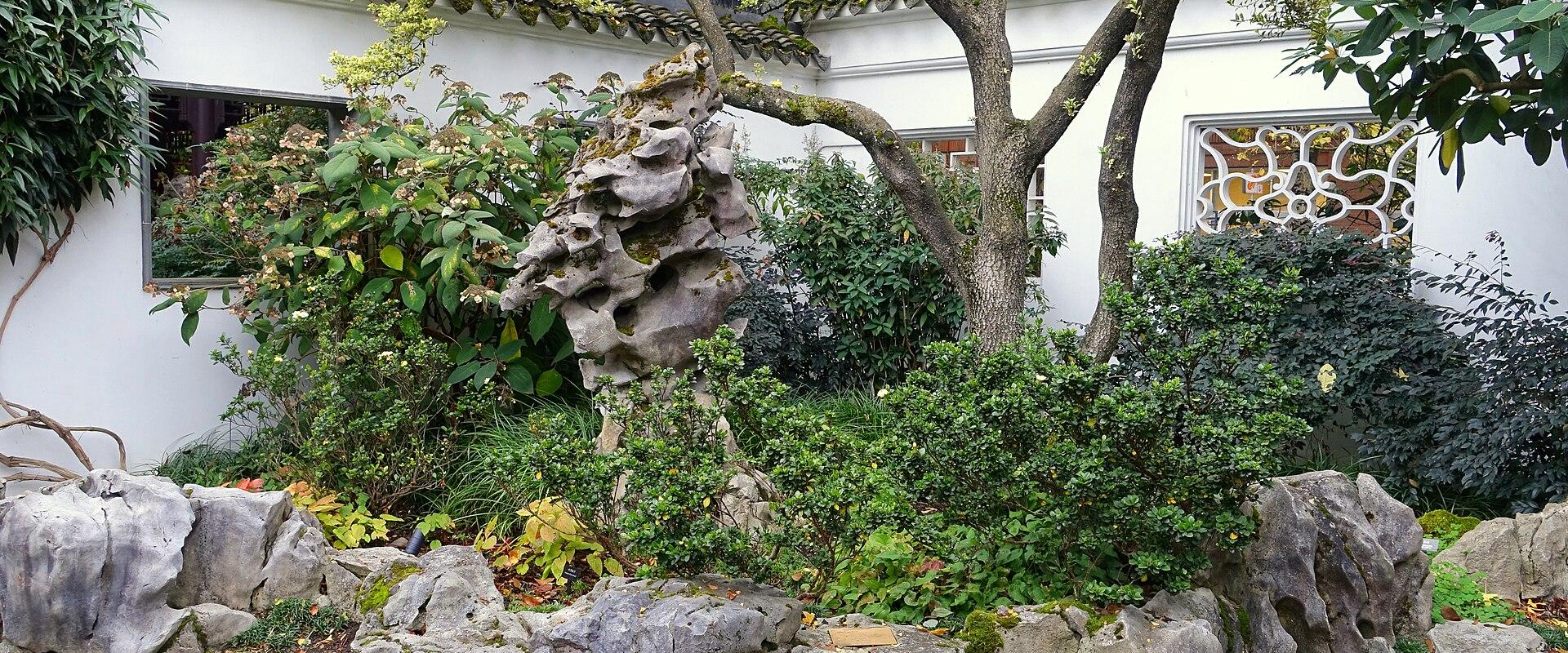 Lan Su Chinese Garden