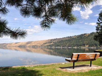 Wallowa Lake State Park bench