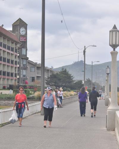 Seaside, OR - Promenade 01 (19942844411)