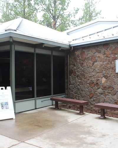 Visitor Ctr 8153